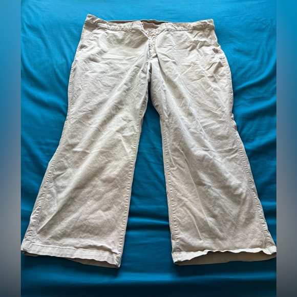 Old Navy Pants - Old Navy size 30 Plus Trousers